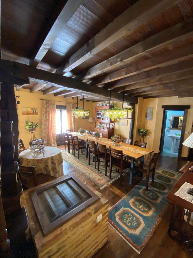 Casa Rural Dos Reales San Cristobal de Boedo Exteriér fotografie
