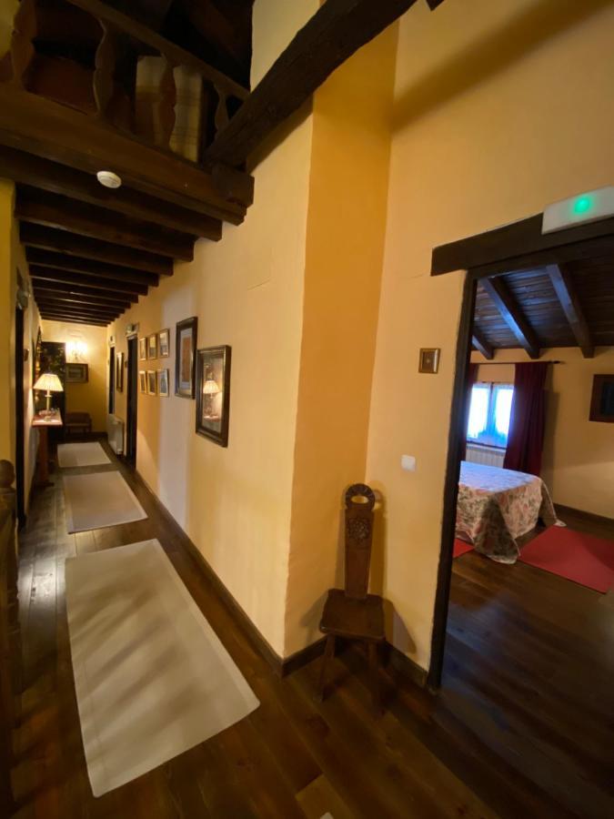 Casa Rural Dos Reales San Cristobal de Boedo Exteriér fotografie