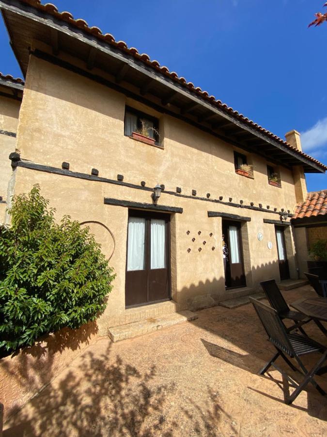 Casa Rural Dos Reales San Cristobal de Boedo Exteriér fotografie