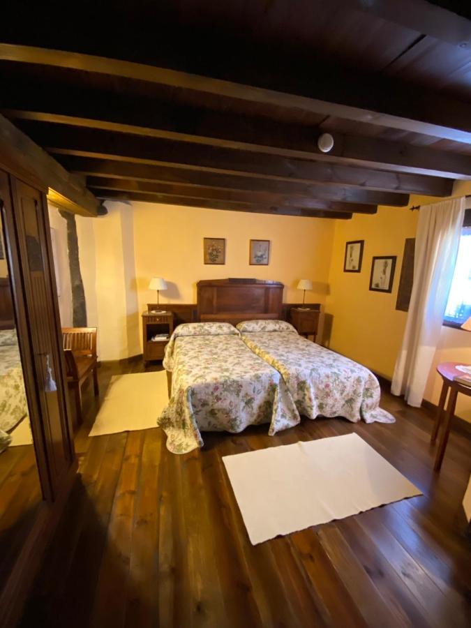 Casa Rural Dos Reales San Cristobal de Boedo Exteriér fotografie